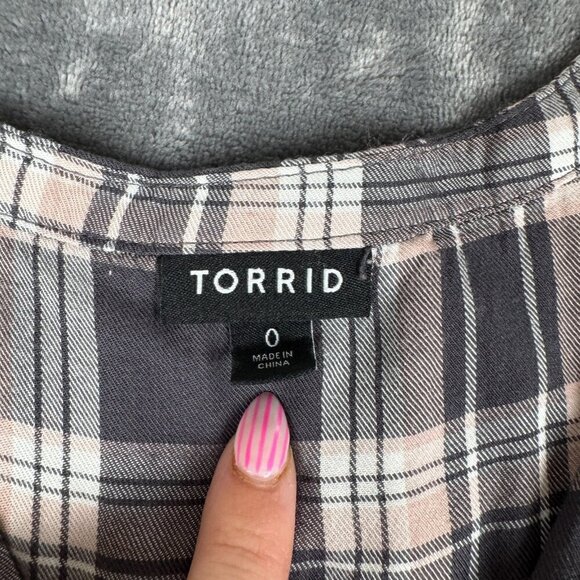 Torrid Button-Front Shirt Plaid Crop Top Womens 0 L Cottagecore Babydoll Blouse - Picture 4 of 10